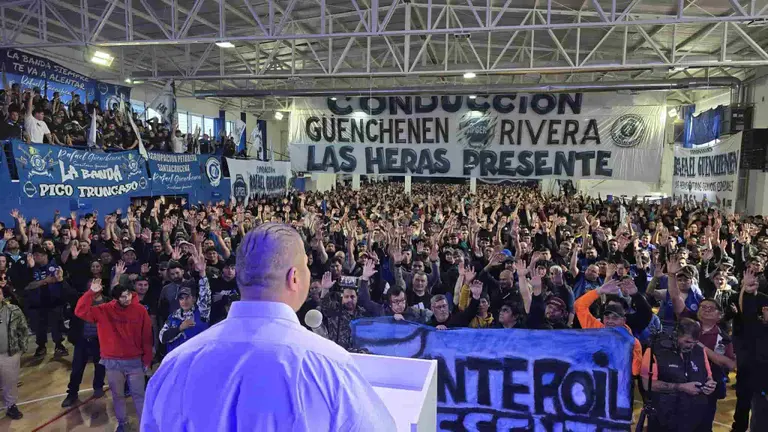 Petroleros paro santa cruz