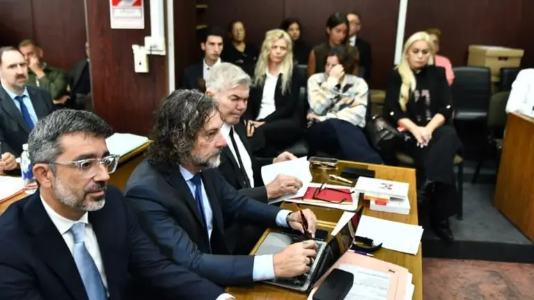 Arrancó el nuevo juicio por la muerte de Maradona y Burlando fue contundente: "Diego fue asesinado"