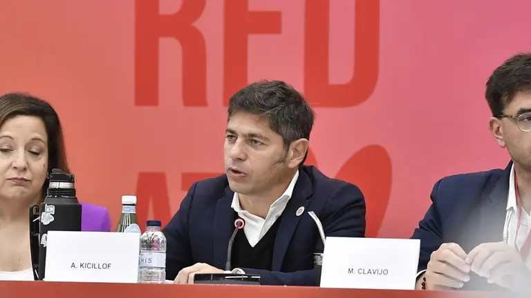 Kicillof, en un panel en España junto a más líderes: "Las políticas de Milei son un fracaso"