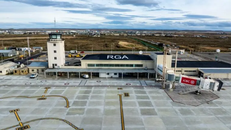 Reabrió uno de los aeropuertos clave del país para el turismo local e internacional