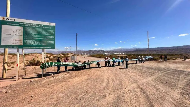 "Litio tóxico": una minera china provocó un desastre ambiental en Catamarca y puso en riesgo a todo un pueblo