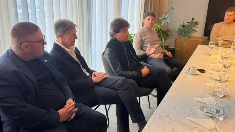 Sindicalistas, empresarios y un exfutbolista: quiénes integran la mesa chica de Dante Gebel