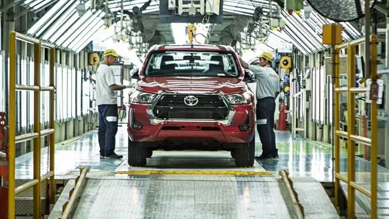 La avanzada de autos chinos obliga a congelar precios: qué marcas frenaron aumentos en Argentina