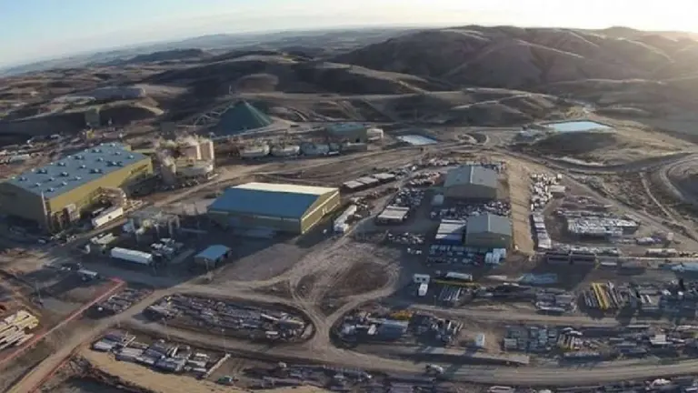 Minera canadiense suma más de 33.000 hectáreas en una provincia para su megaproyecto de oro y plata