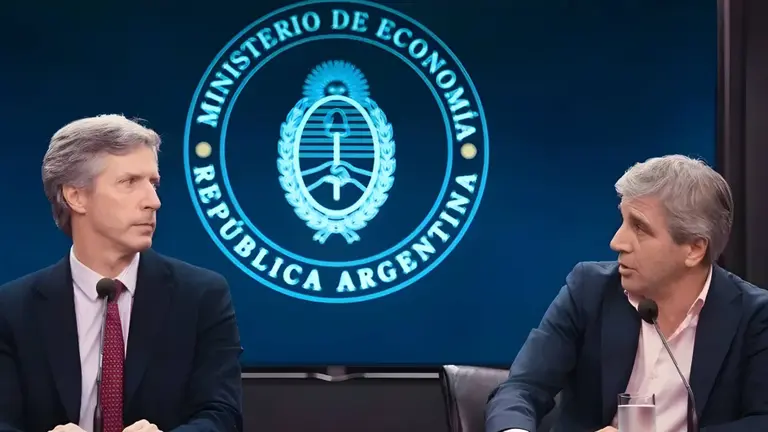 El BCRA obliga a bancos y fintech a usar un sistema de cobro pero solo uno lo quiere activar