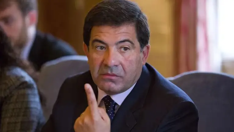 El Gobierno echó de ARCA a Ricardo Echegaray, tras su condena por administración fraudulenta