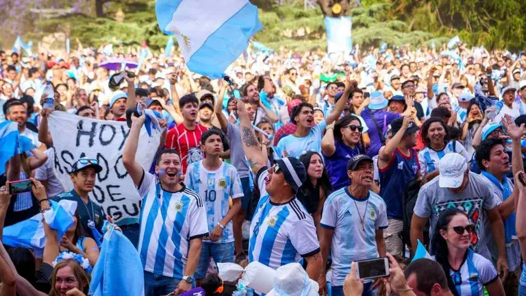 La AFA activa los fan fest y pone en juego un negocio de más de u$s80 millones al año