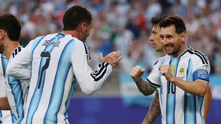La Selección goleó en el debut con tres goles de Messi: qué dicen las apuestas para los próximos partidos