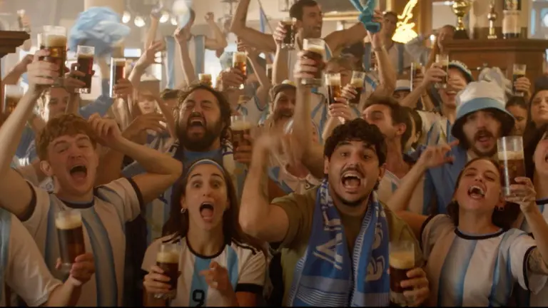 Goleada, festejos y lágrimas: el estudio que explica por qué los argentinos no hacemos nada a medias