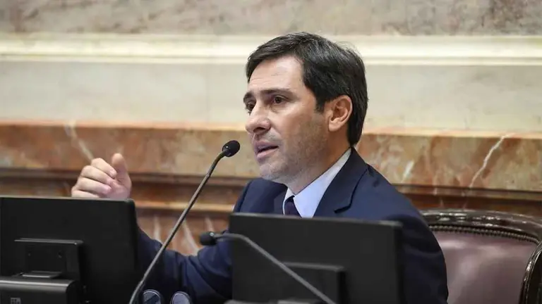 Nueva tensión para Milei: el PRO advierte que la situación de Adorni "no da para más" y pone en duda su continuidad
