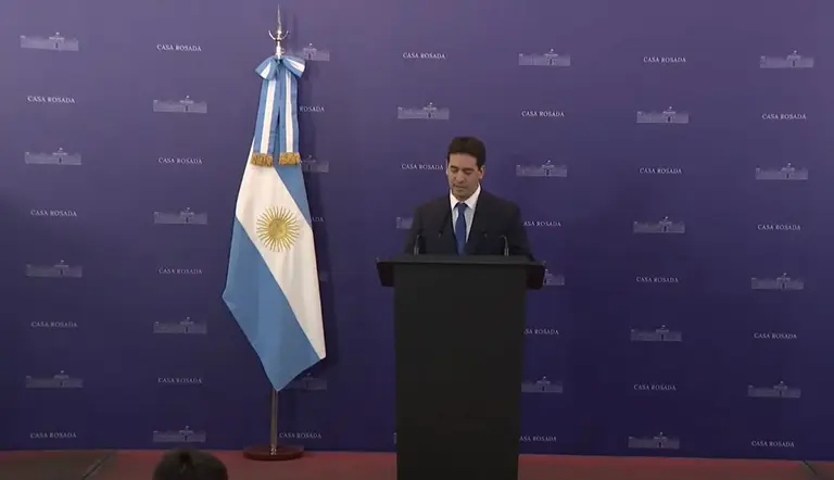 Ravier tuvo su primera conferencia como futuro vocero: "Queremos que Argentina sea más que un país normal"