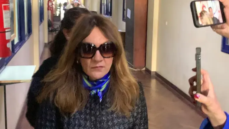 La secretaria de la Vocería Presidencial declaró que también compró electrodomésticos para Adorni