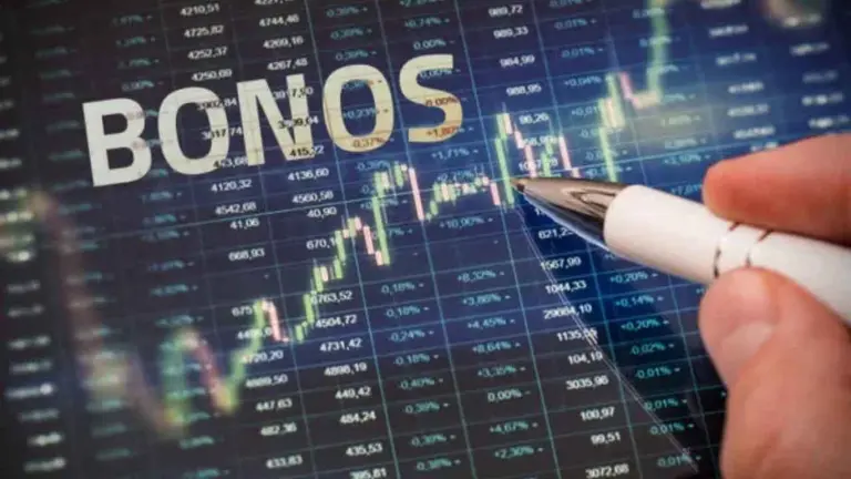 El riesgo país se mantiene en baja y toca los 418 puntos básicos en una rueda impulsada por bonos