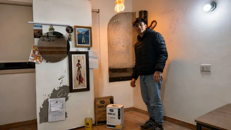 Joven salteño revoluciona la construcción con el primer cemento magnético: cómo funciona