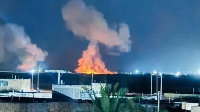 Estados Unidos lanzó nuevos ataques contra Irán cerca del Estrecho de Ormuz y se reaviva la tensión