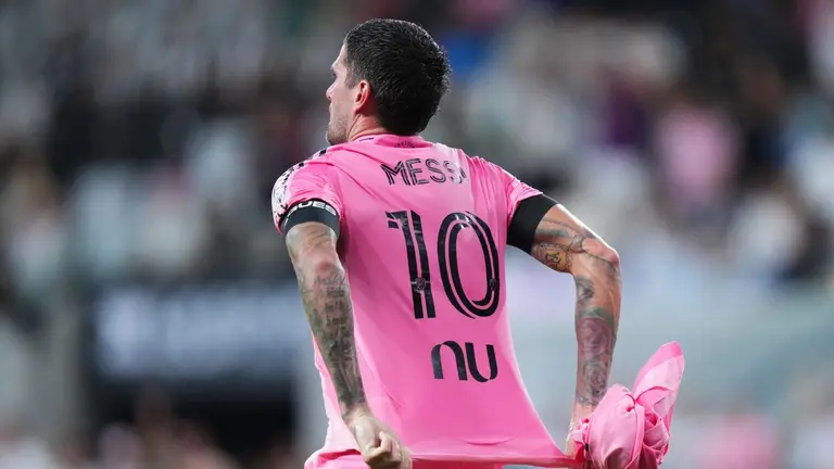 El conmovedor gesto de De Paul para Messi luego de convertir un gol con Inter Miami