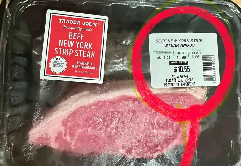 Supermercado de Estados Unidos exhibe un corte de carne argentino en sus góndolas