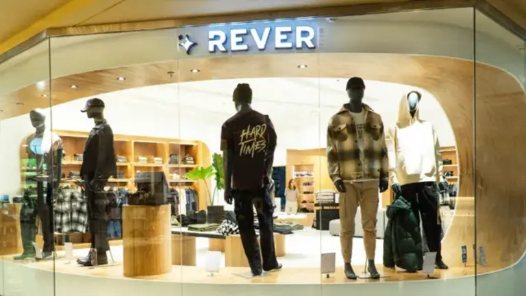 Imagen de un local de la marca de indumentaria Rever Pass