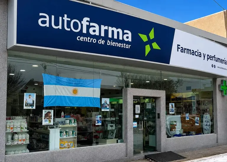 El frente de la farmacia Autofarma