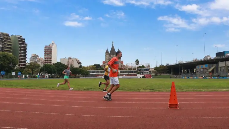 Dónde estará la nueva pista de atletismo certificada por World Athletics en Buenos Aires