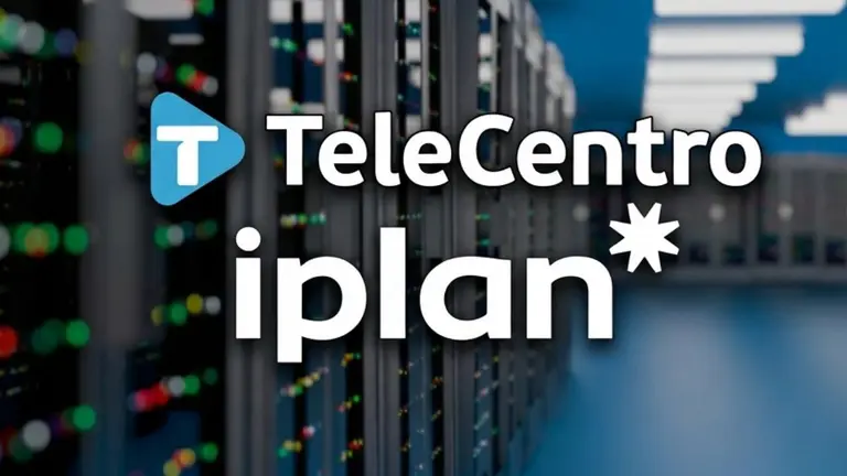 Los logos de Telecentro e Iplan con un fondo de servidores de Internet. Imagen generada por IA