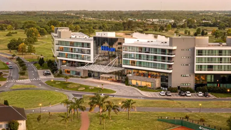 Hilton Pilar celebra septiembre con una agenda de experiencias para disfrutar y desconectar