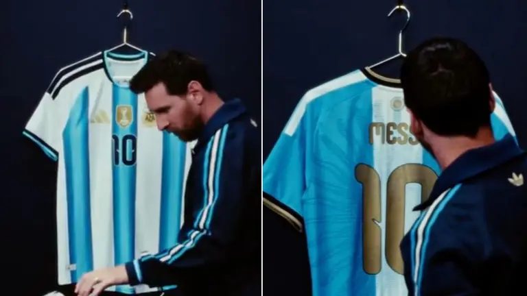 Lionel Messi mostrando la camiseta especial que usará en el partido despedida de la Selección. Imagen: captura de video