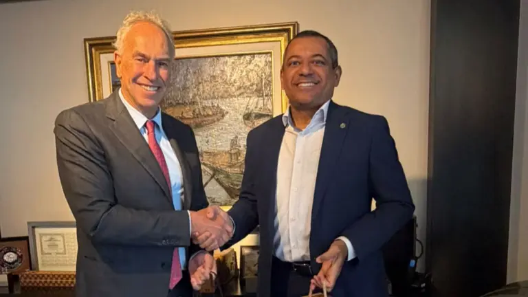 Mindlin gana peso en Brasil y abre otro mercado para Pampa Energía