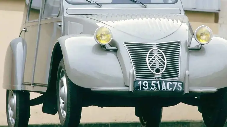 Imagen recortada del citroen 2cv