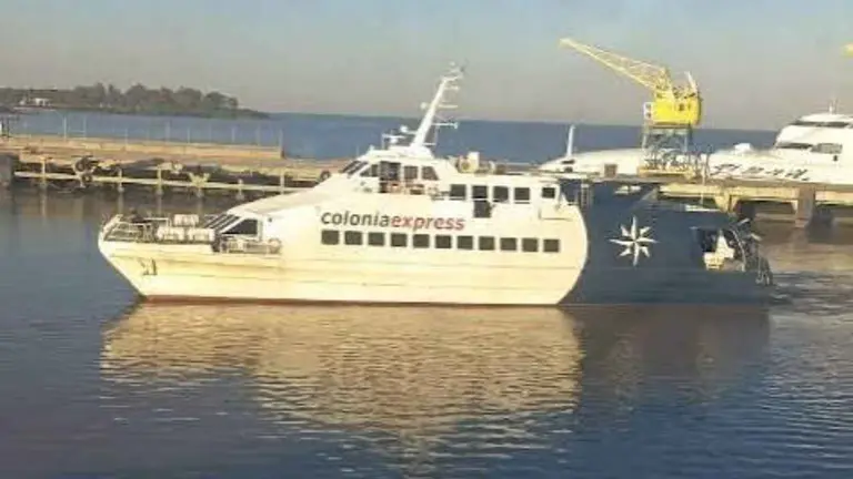 Colonia Express avanza con una ruta directa a Buenos Aires con un barco para 600 pasajeros