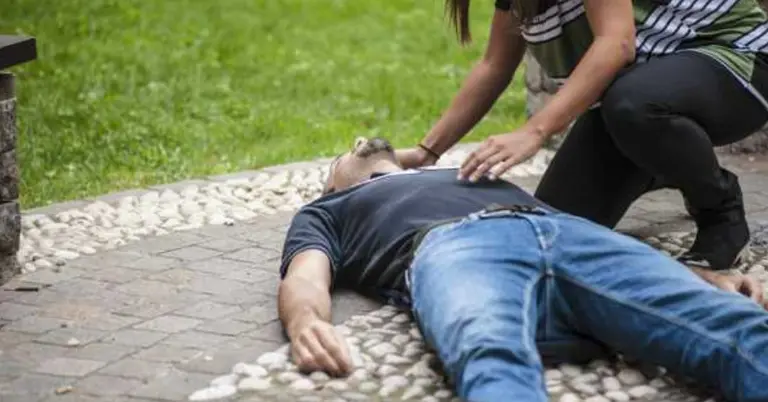 Por qué ocurren los desmayos espontáneos y cuándo preocuparse