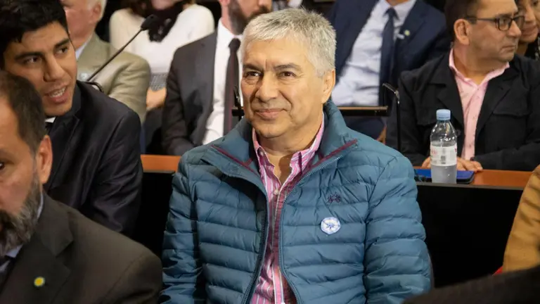 Cacerolazos en el country de Pilar donde Lázaro Báez cumplirá la prisión domiciliaria