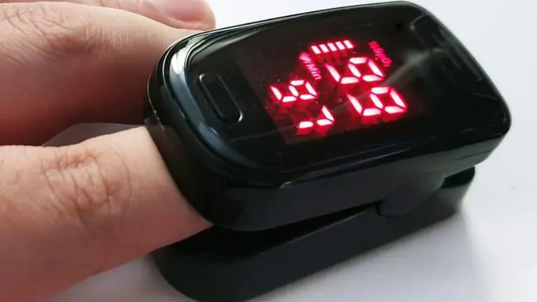 Se disparó la venta de oxímetros para controlar saturación de oxígeno en sangre: ¿cuánto cuestan?