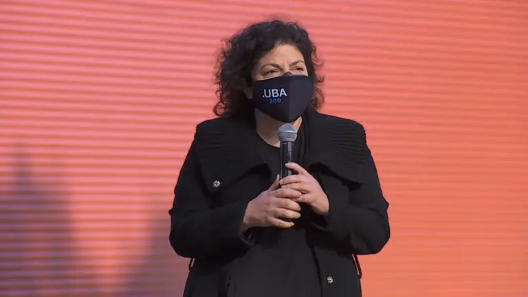 Vizzotti confirmó la firma del contrato con Sinopharm y la llegada de 2 millones de dosis de la vacuna