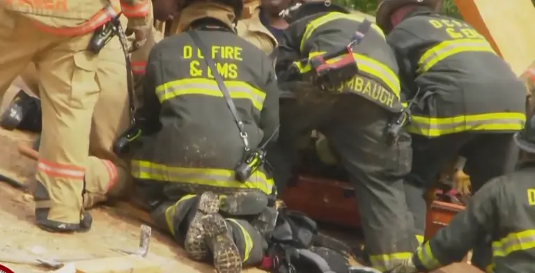 Otro derrumbe en EE.UU.: se cayó un edificio en Washington y hubo varios heridos