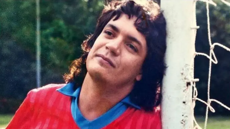 Fue futbolista profesional durante 20 años sin jugar un solo partido: el caso del "Kaiser" Raposo