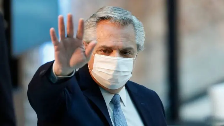 Fernández, sobre los incendios en Corrientes: "Hicimos todo lo que estuvo a nuestro alcance, pero no escribimos tuits con eso"