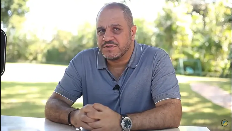 Interpol pide la captura internacional del CEO de Generación Zoe, Leonardo Cositorto