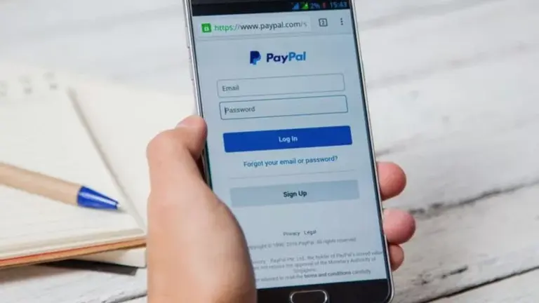¿Cobrás tu sueldo en dólares?: así podés retirar los billetes desde PayPal en Argentina