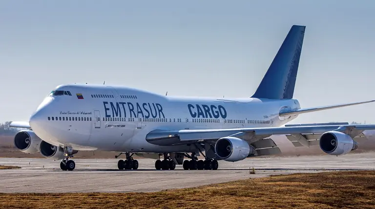 Avión venezolano-iraní: un documento del FBI vincula al piloto con empresas terroristas