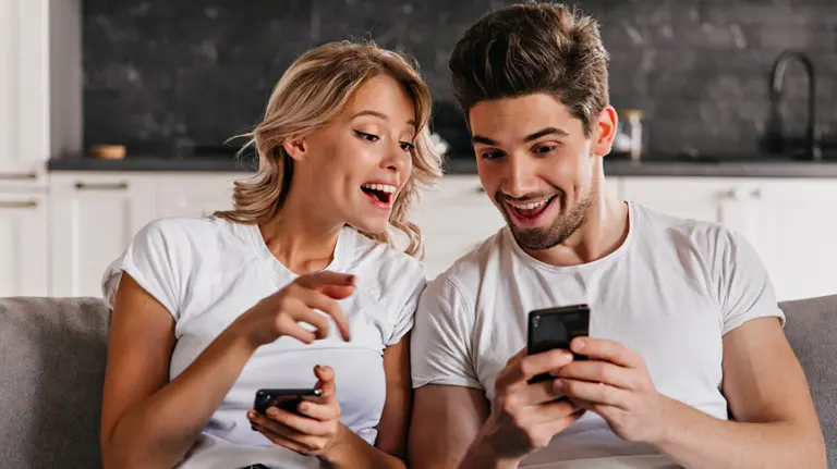 ¿Lindos sólo con lindos?: así es el algoritmo que usan Tinder, Badoo y otras apps de citas