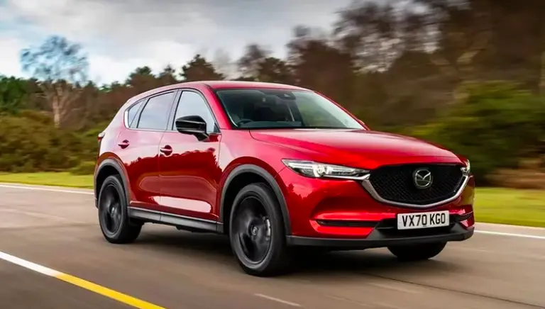 Un fabricante japonés afirmó que no se debe apostar al 100% por los autos eléctricos