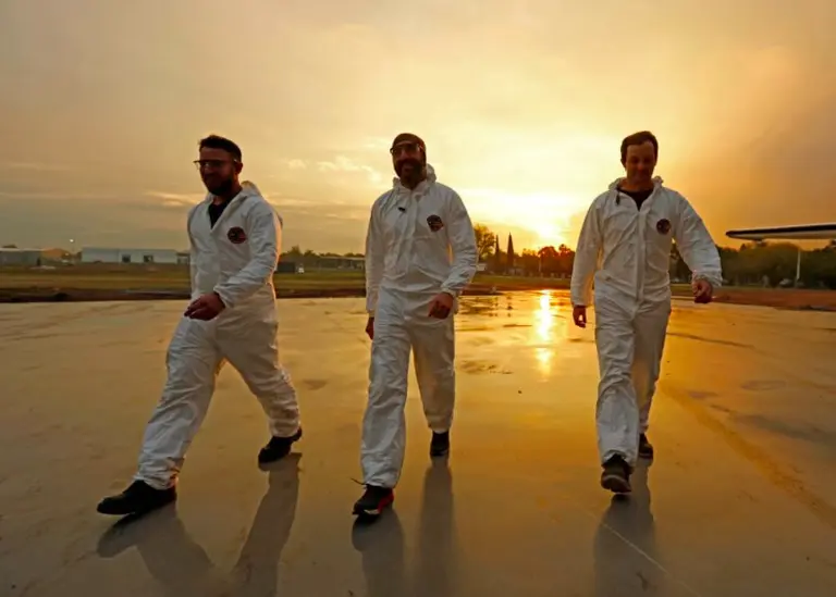 La historia de los "locos por el espacio" que diseñan motores sustentables para naves espaciales