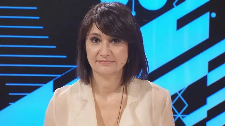 Cuántos millones de dólares le ganó María Laura Santillán a Canal 13