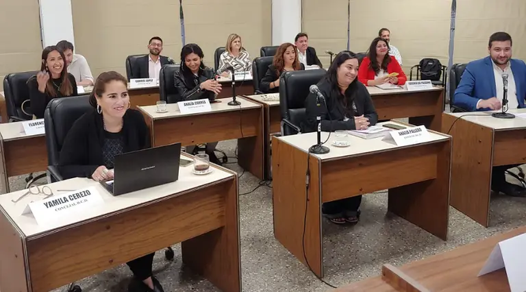 ¿Qué sueldo cobra un concejal en Argentina 2023?