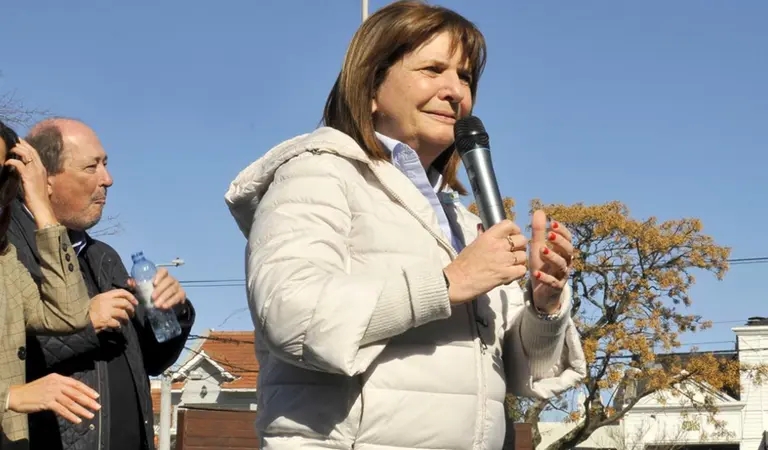 Desde Rosario, Bullrich lanzó el "Plan Bandera" contra el narcotráfico: "Acá no se hace lo que quieren"