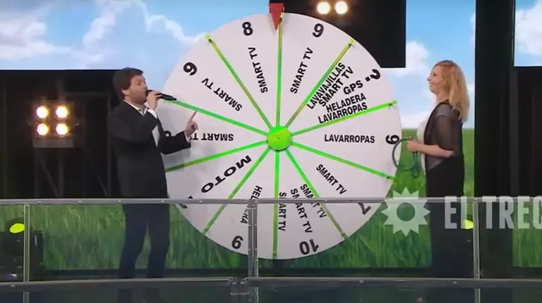 El amor por los perros es de familia: el día que Karina Milei mostró a Aaron en el programa de Guido Kaczka