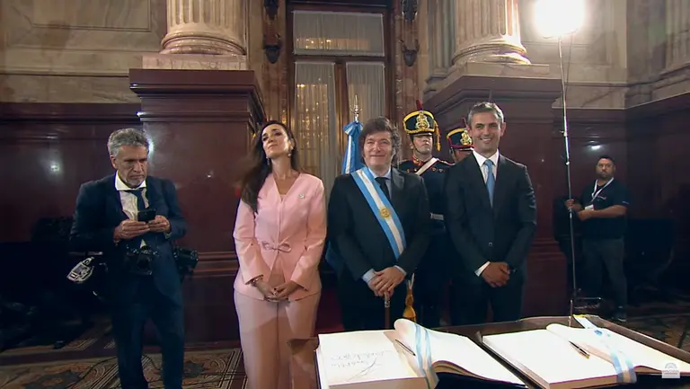 Paquete de leyes anti casta: Milei eliminará jubilaciones de privilegio y habrá elecciones libres en sindicatos