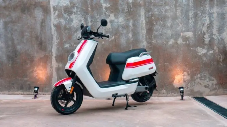 Llegan nuevas motos eléctricas al mercado argentino: cómo son y cuánto podés recorrer con ellas