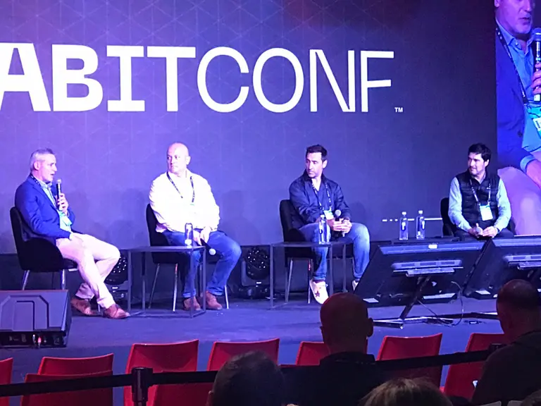 "Los argentinos tienen dólares cuya jurisdicción es la blockchain"